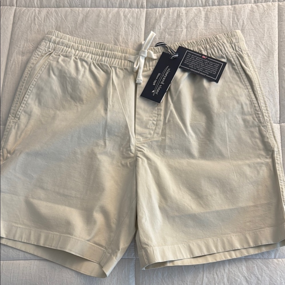 NWT Vineyard Vine 7’ Linen/Cotton shorts